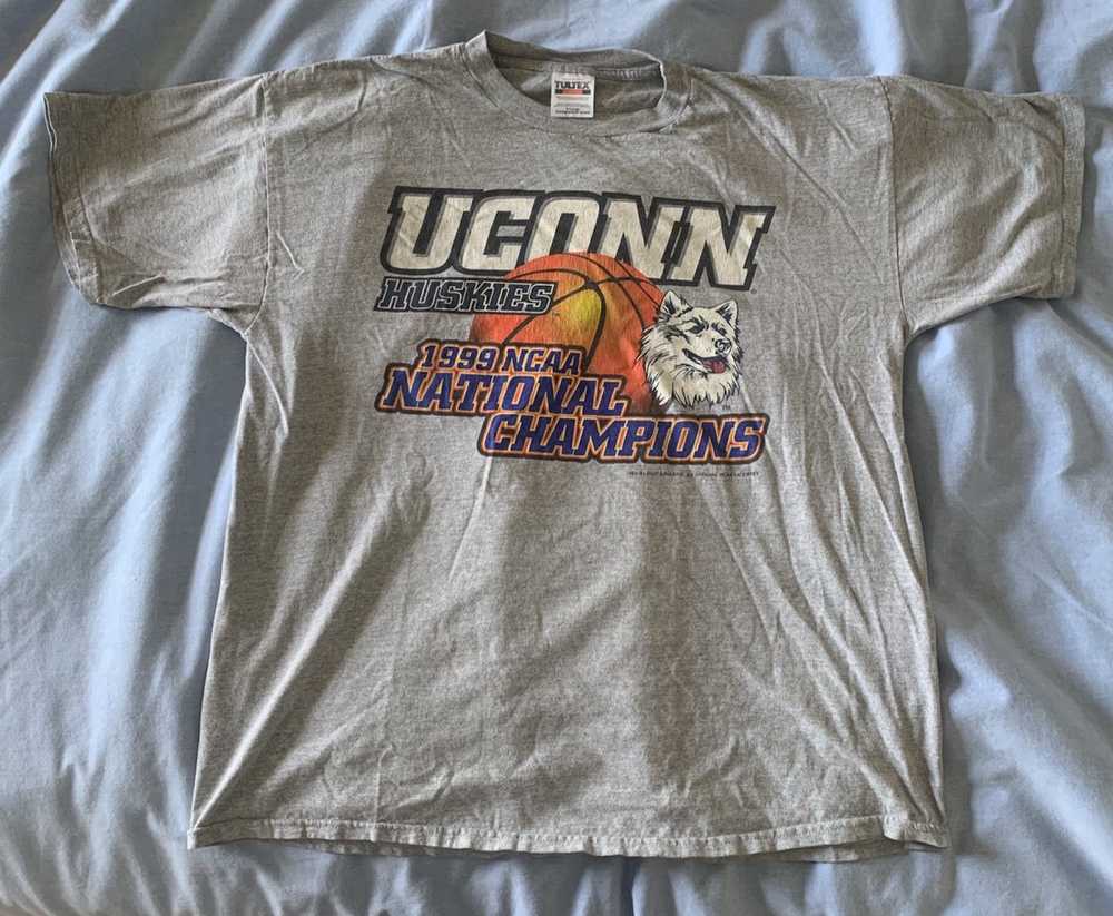 Uconn Vintage Uconn Championship Basketball tee - image 1