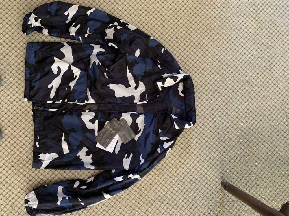 Valentino Valentino Men's Blue Camo Shell Nylon J… - image 1