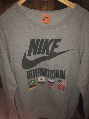 Nike Nike International Crewneck