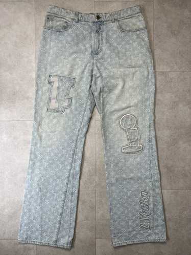 Off-White c/o Virgil Abloh 2020 Wide Leg Jeans w/ Tags - Blue, 8.75 Rise  Jeans, Clothing - WOWVA53269