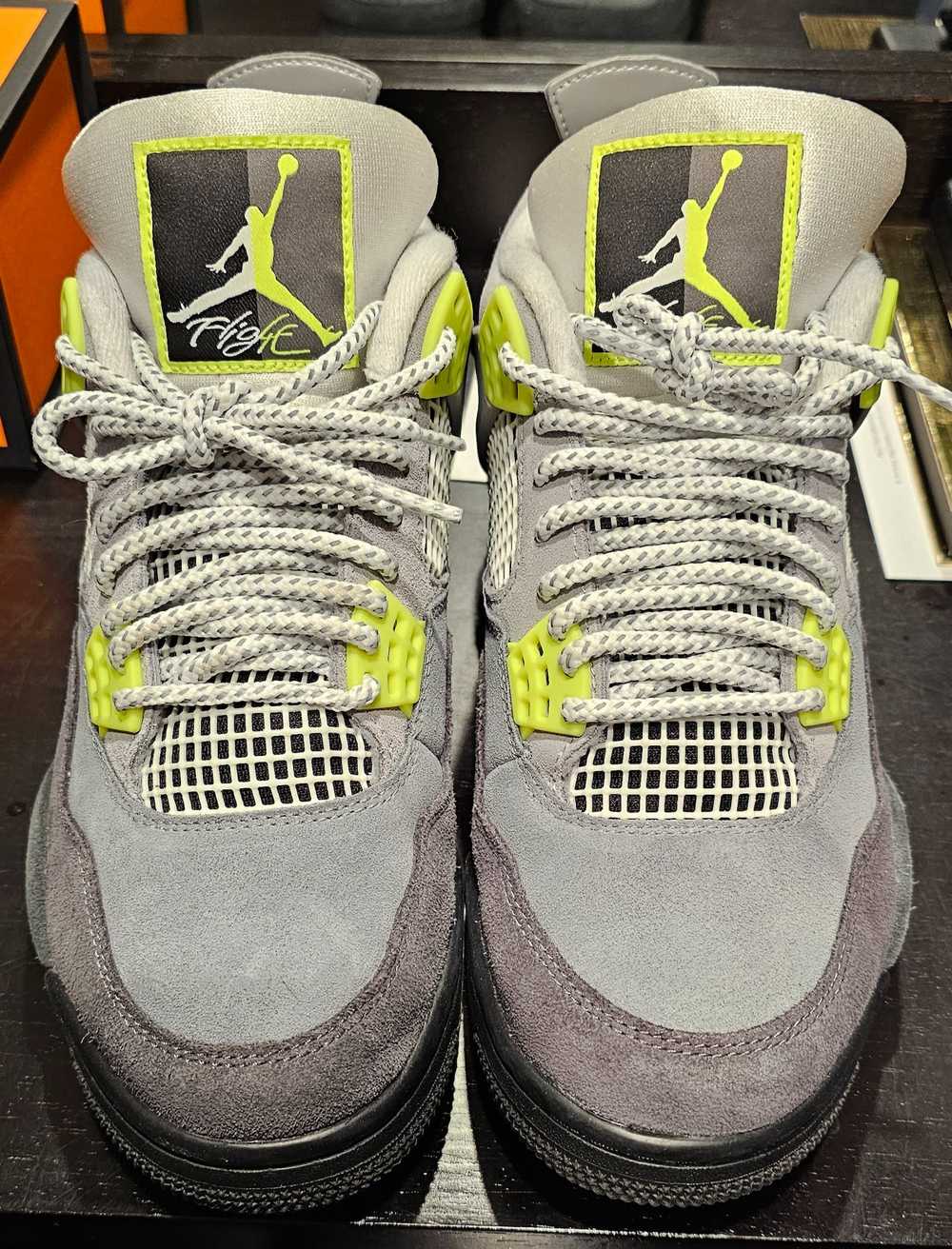 Jordan Brand × Nike Jordan 4 se 95 neon - image 3