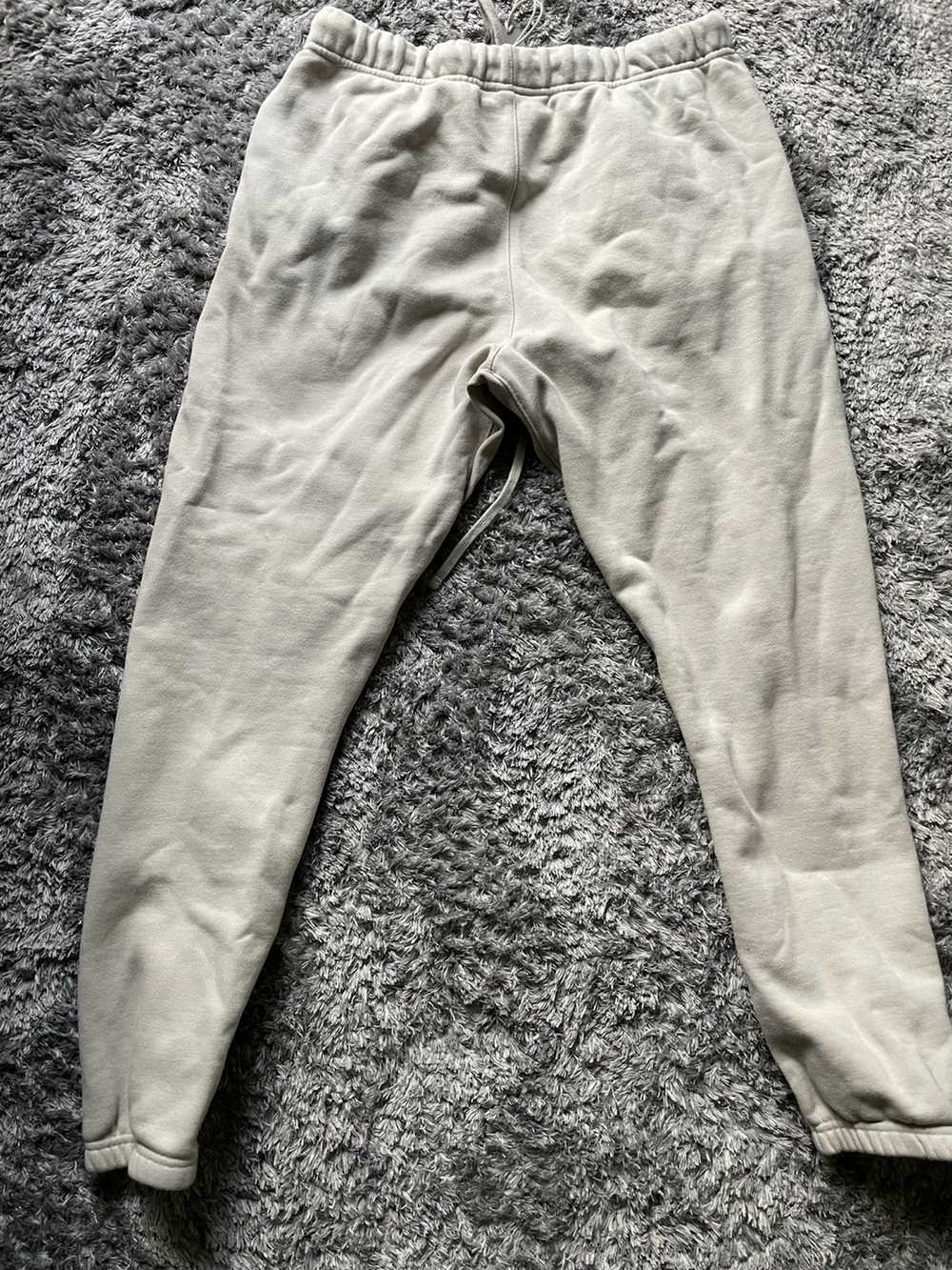 Fear of God Cream essentials sweatpants - image 7