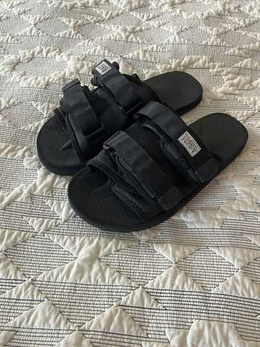 TRYING ON 3 PAIRS OF SUICOKE SANDALS - MOTO-CAB, VS, KAW-CAB +