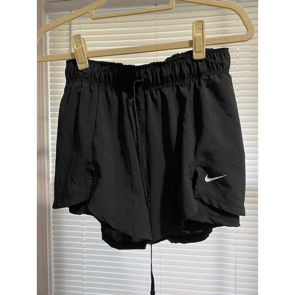 Nike Nike Women Short Size S - image 1