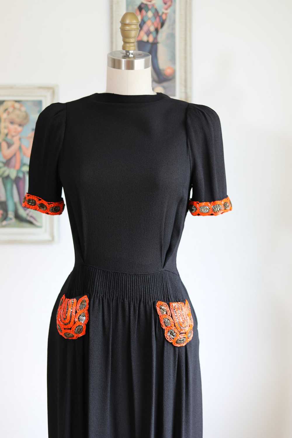 Vintage 1930s to 1940s Dress - SPOOKY SEASON-READ… - image 2