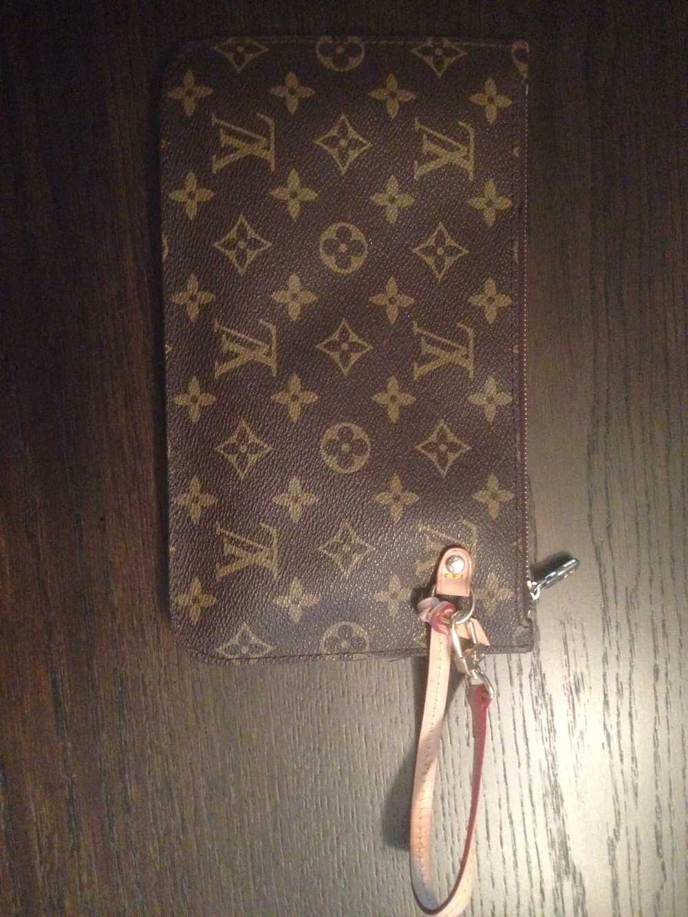 Louis Vuitton Louis Vuitton Neverfull Wristlet - image 2