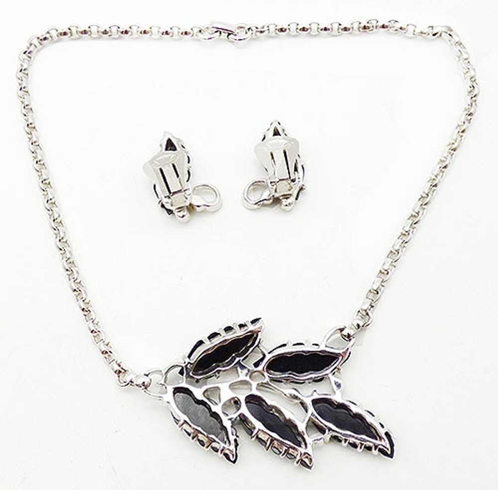 Black Plastic Leaves Necklace Set - image 4