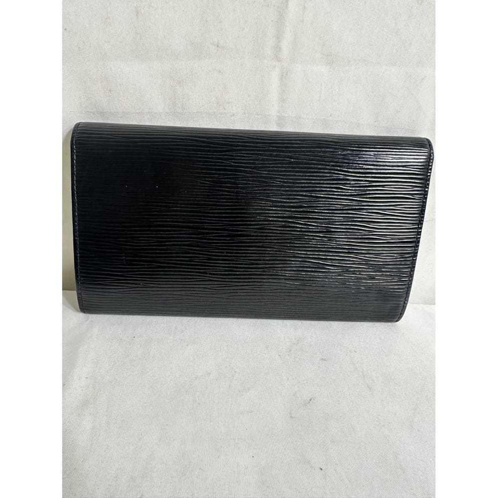 Louis Vuitton Patent leather wallet - image 6