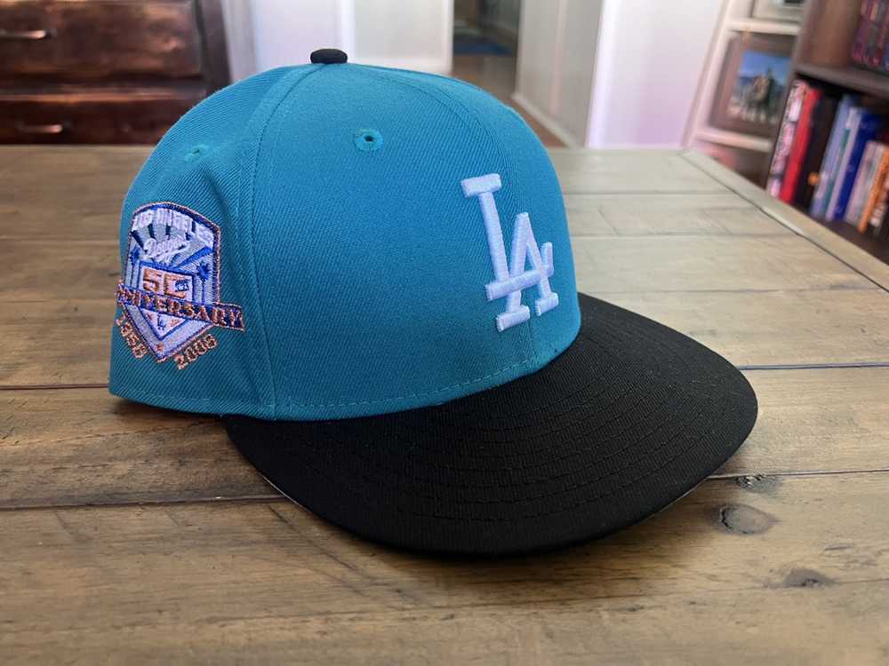 Hat Club Exclusive Los Angeles Dodgers Gold Metal Icon 59Fifty