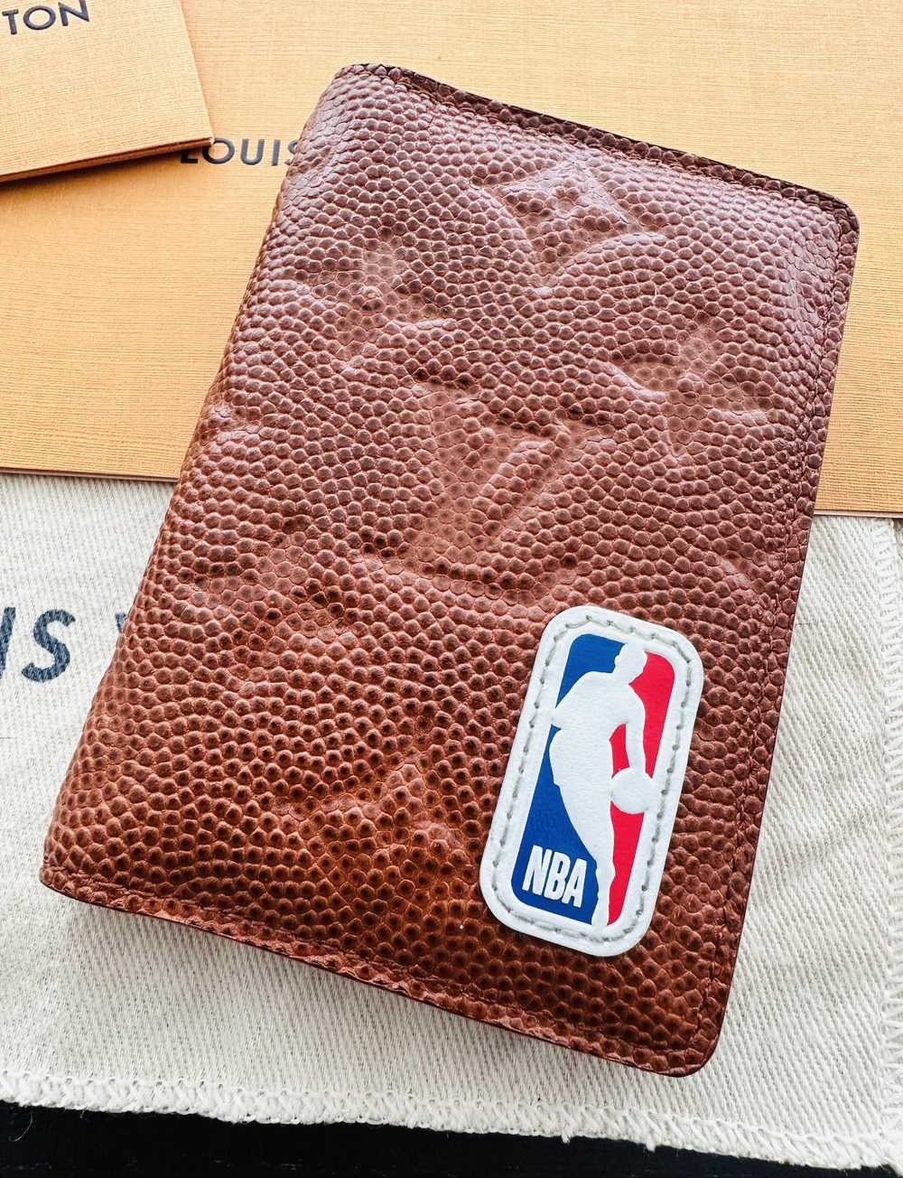 Louis Vuitton × NBA Louis Vuitton NBA Pocket Orga… - image 7