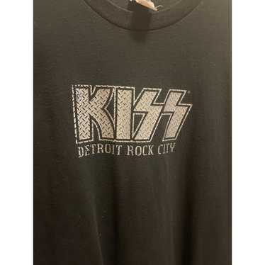 KISS Custom 1974 Paul Stanley Bandit Makeup Group Photo Tour Shirt -  ReproTees - The Home of Vintage Retro and Custom T-Shirts!