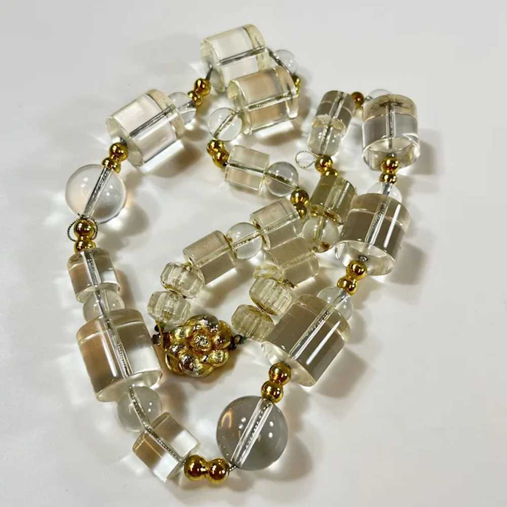 27 Inch Vintage Ca1950's Lucite Necklace - image 2