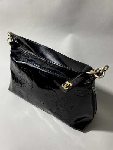 chanel patent leather crossbody bag black