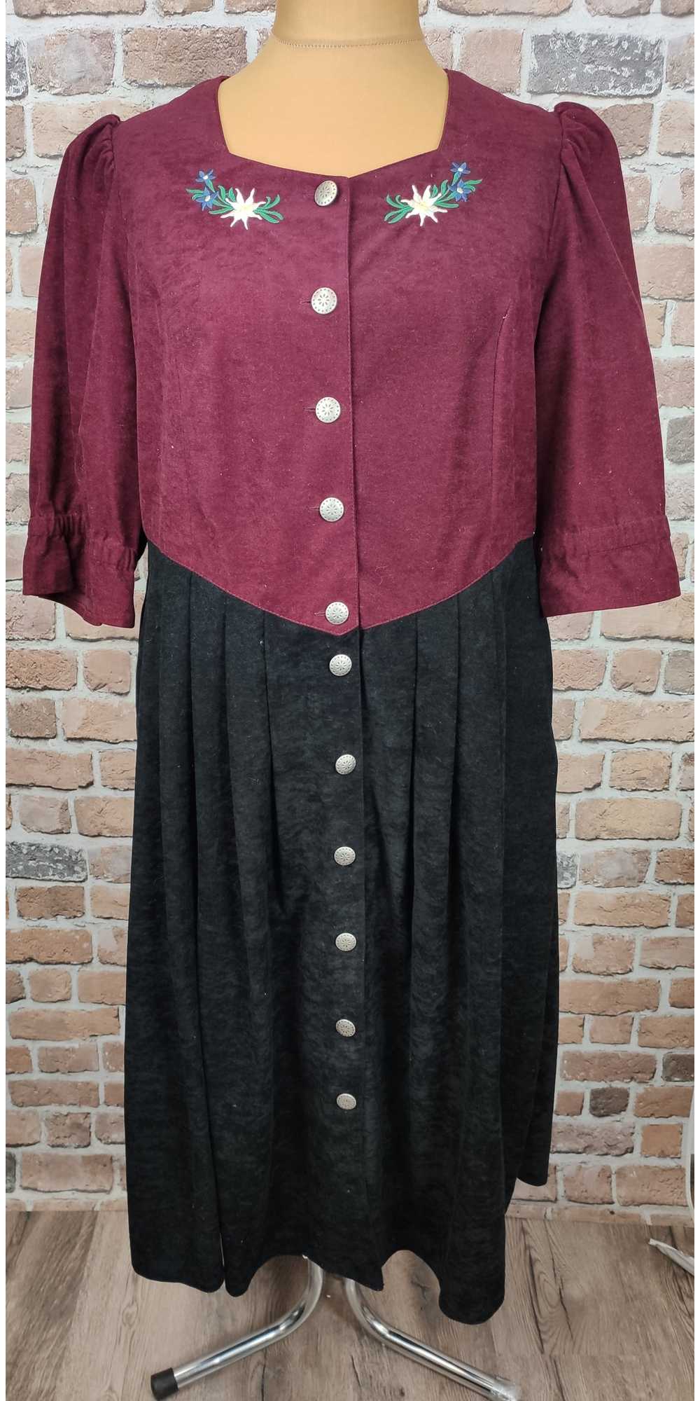 Folk × German × Vintage Bavarian Dirndl Dress x F… - image 1