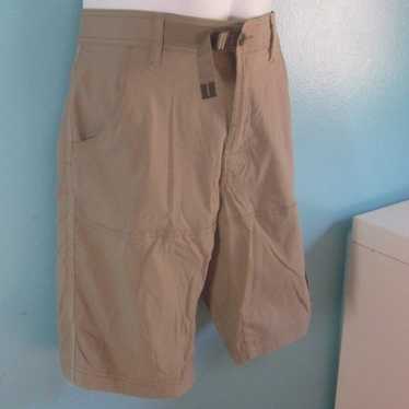 Under Armour Shorts Mens Size 36 Gray Abstract Fish Hunter Cargo Shorts