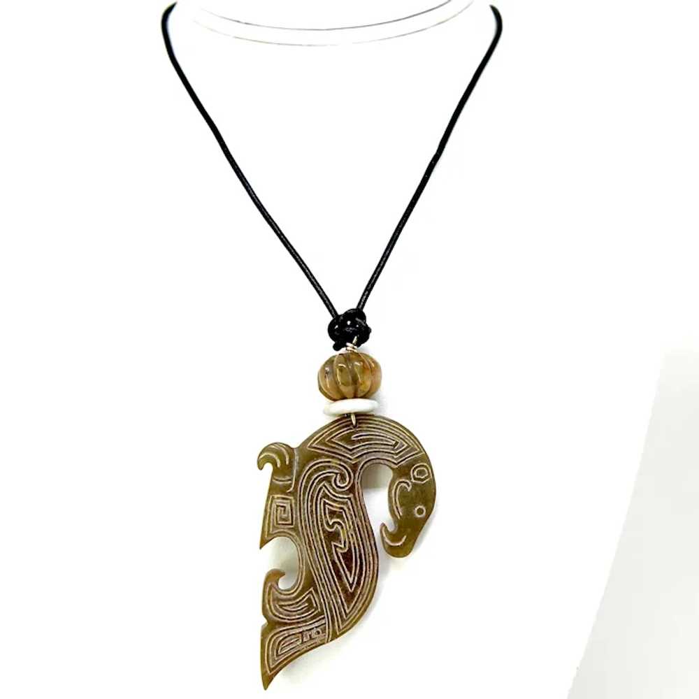Carved Chinese Vintage Jade Phoenix Pendant Neckl… - image 2