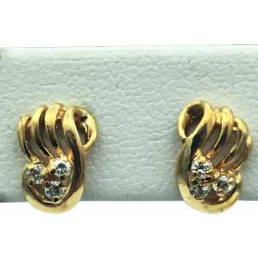 14K .15ctw Diamond Fashion Earrings - image 1