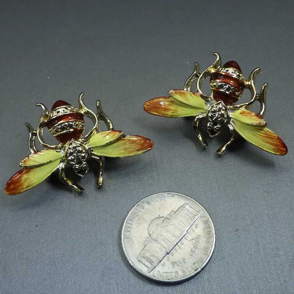 Pair of Enamel Finished 1950s BEES, Figural Brooc… - image 9