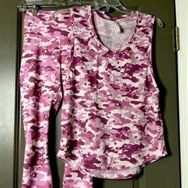 Fabletics Matching Camo Set - image 1
