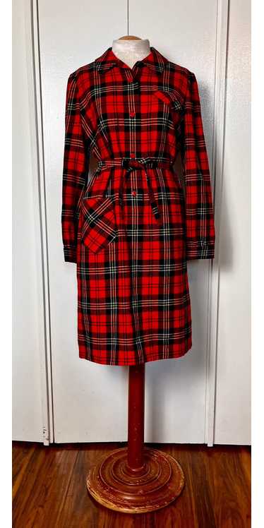 Vintage 1970's "Pendleton" Red Plaid Wool Coat Dre