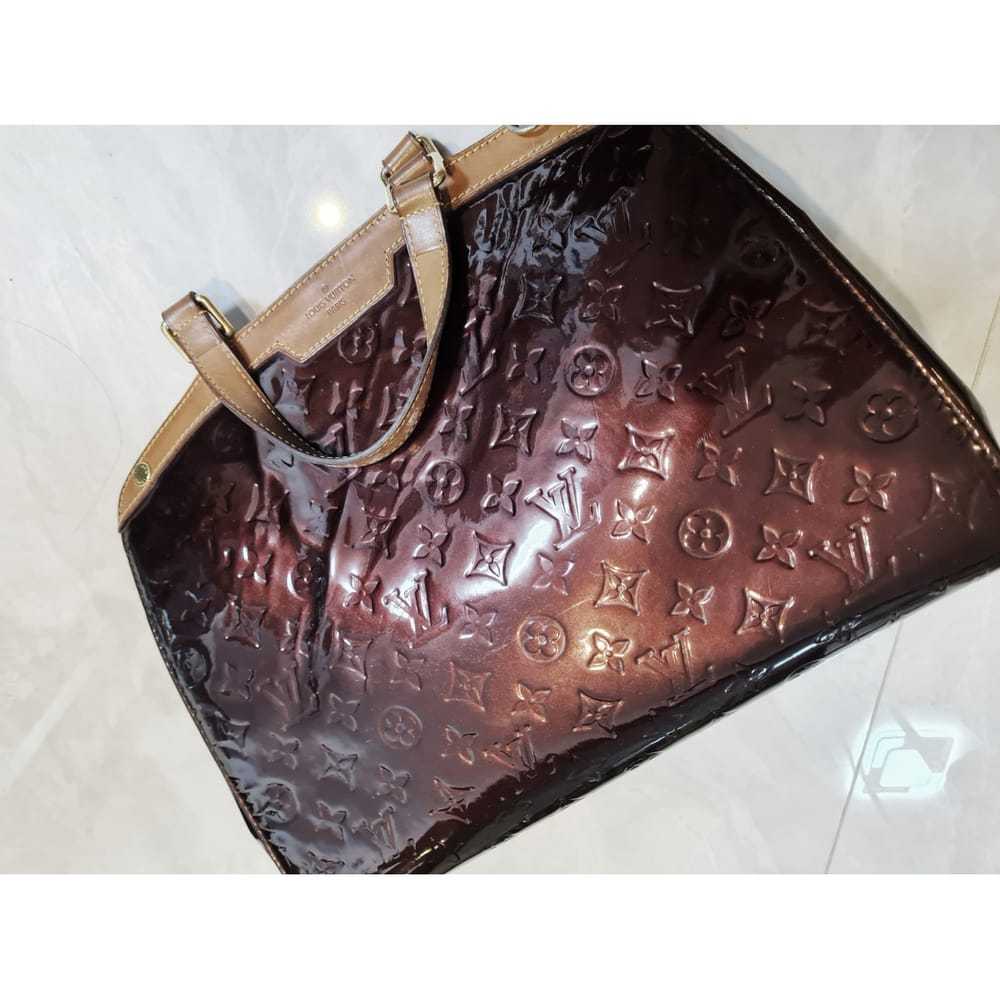 Louis Vuitton Bréa patent leather handbag - image 3