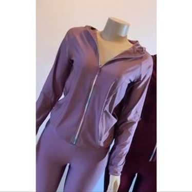 Jogging Set - image 1