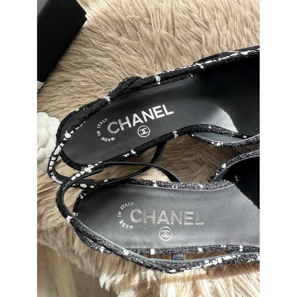 Chanel Tweed heels - image 3
