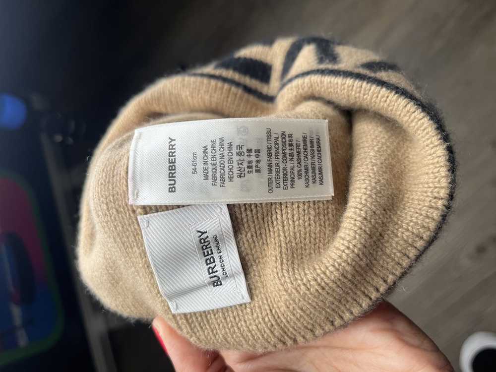 Burberry hotsell mens skully