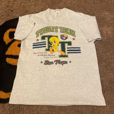 Art × Single × Vintage Vintage ‘91 Looney Tunes T… - image 1