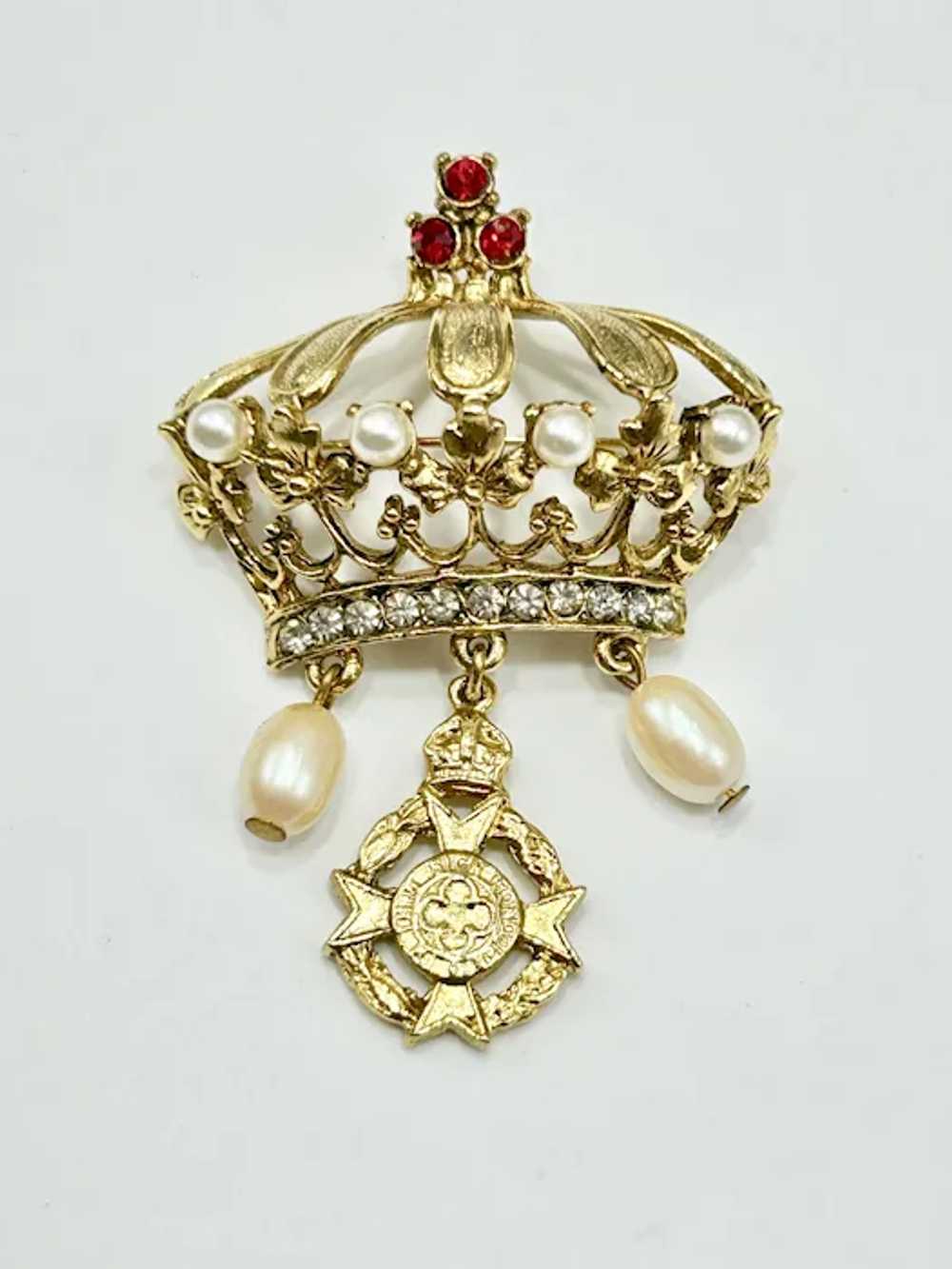 Vintage Dimensional Crown Pin Brooch Gold Tone & … - image 3