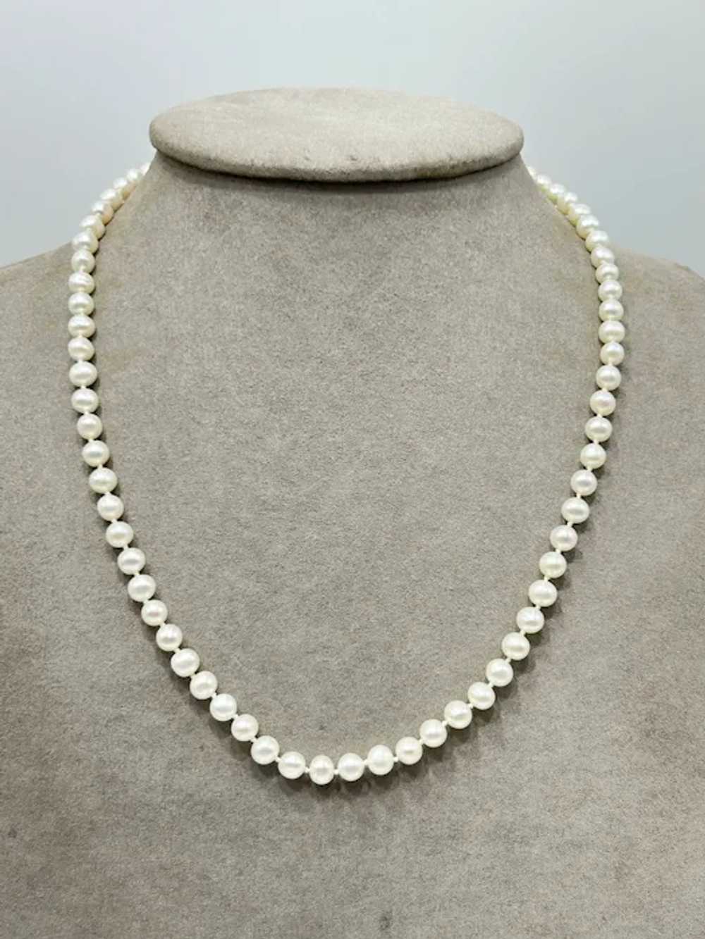 Vintage Genuine Pearls Necklace Small Round Handk… - image 2