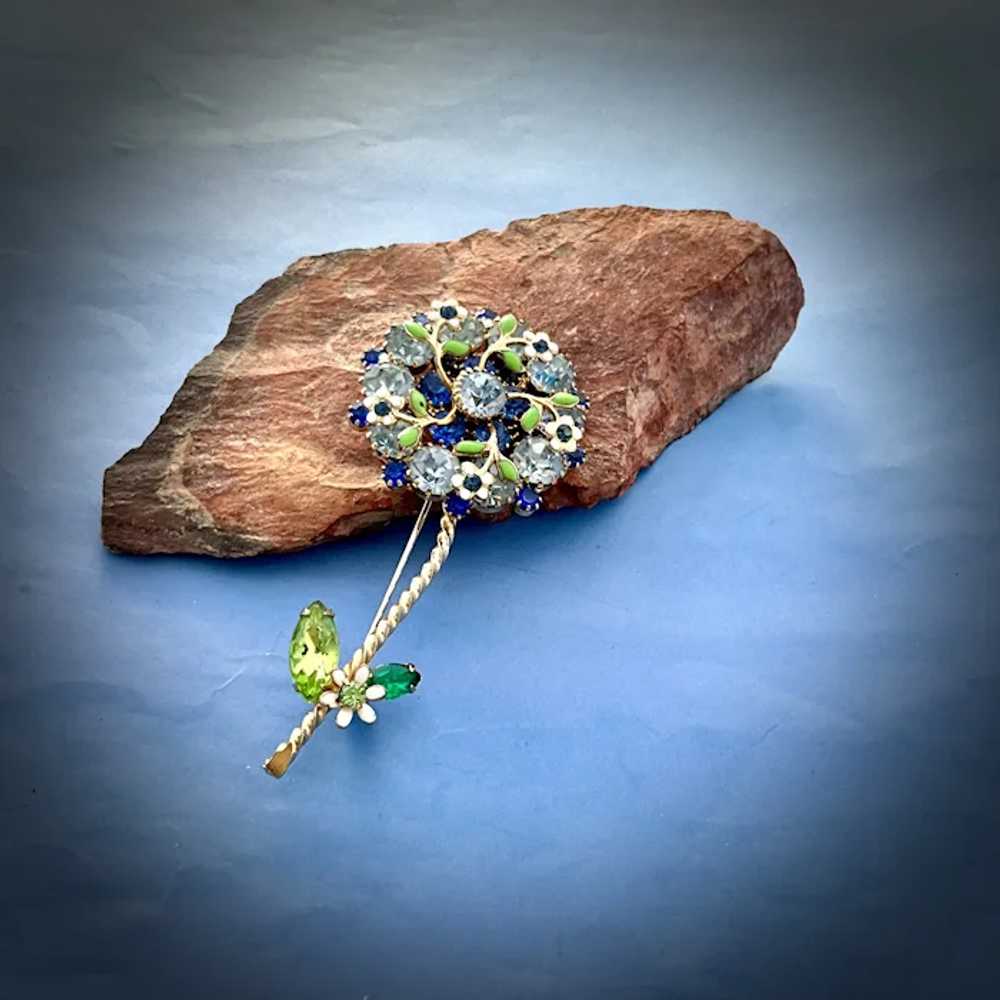 Vintage Weiss Rhinestone and Enamel Flower Brooch - image 9