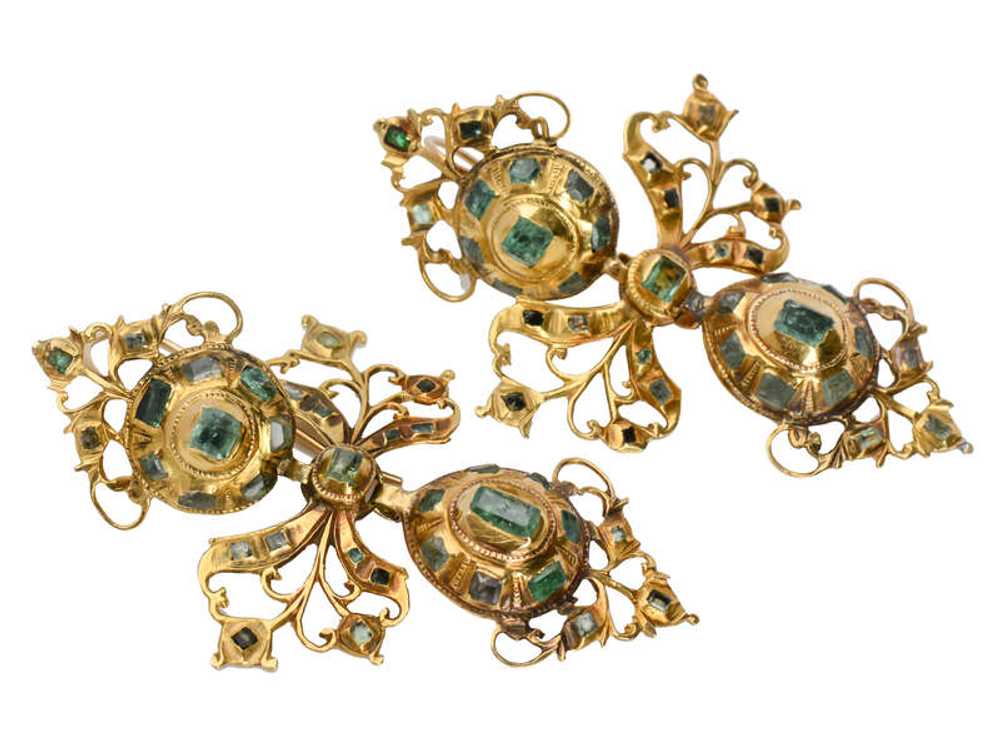 Georgian Iberian 18th Century Emerald Earrings - image 3