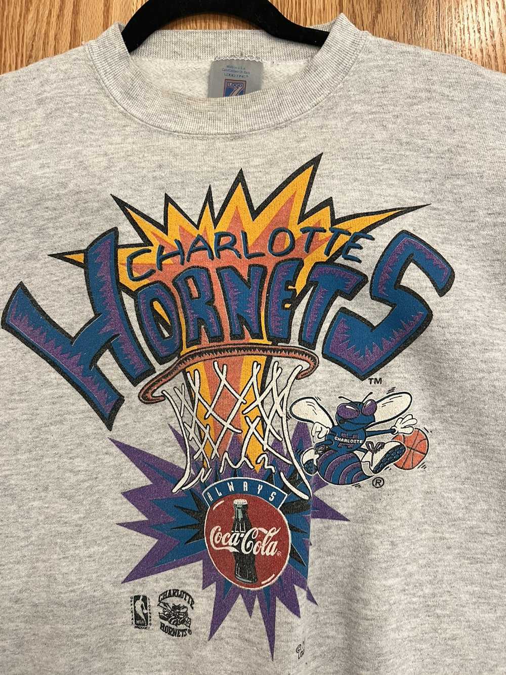 Vintage Vintage -Gray Charlotte Hornets sweatshirt - image 1