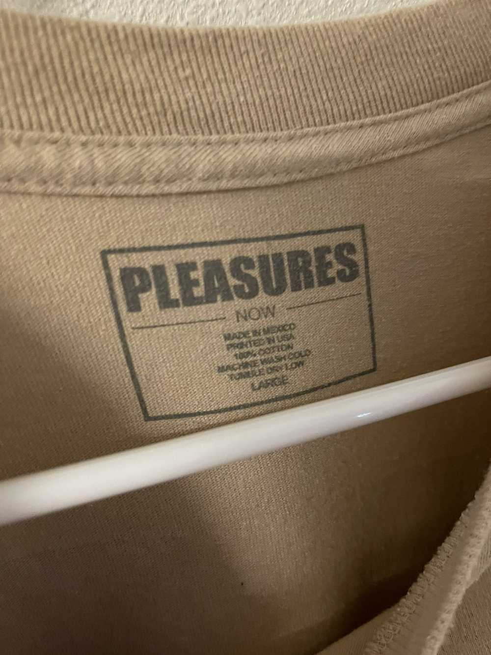 Pleasures Pleasures Logo long sleeve shirt tan / … - image 3