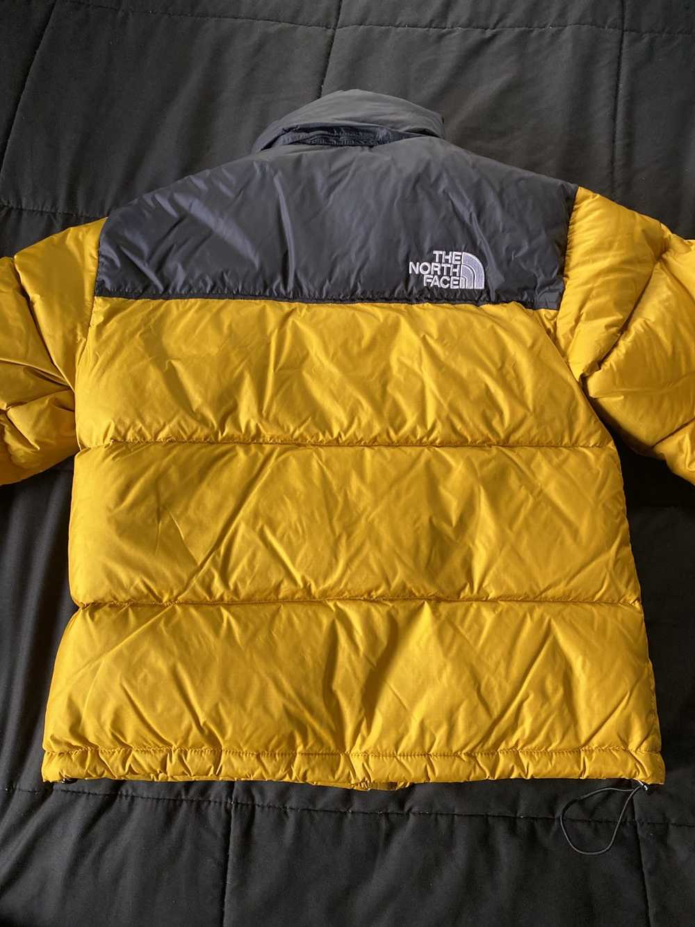 The North Face North Face Men’s 1996 Nuptse Jacket - image 2