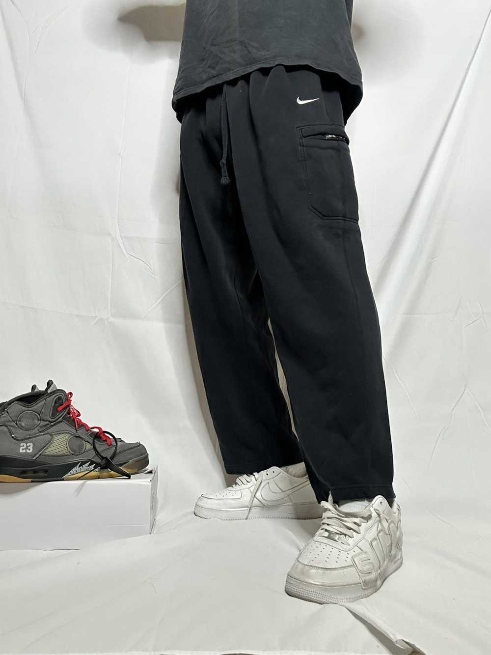 Nike × Streetwear × Vintage Vintage Nike Cargo Sw… - image 2