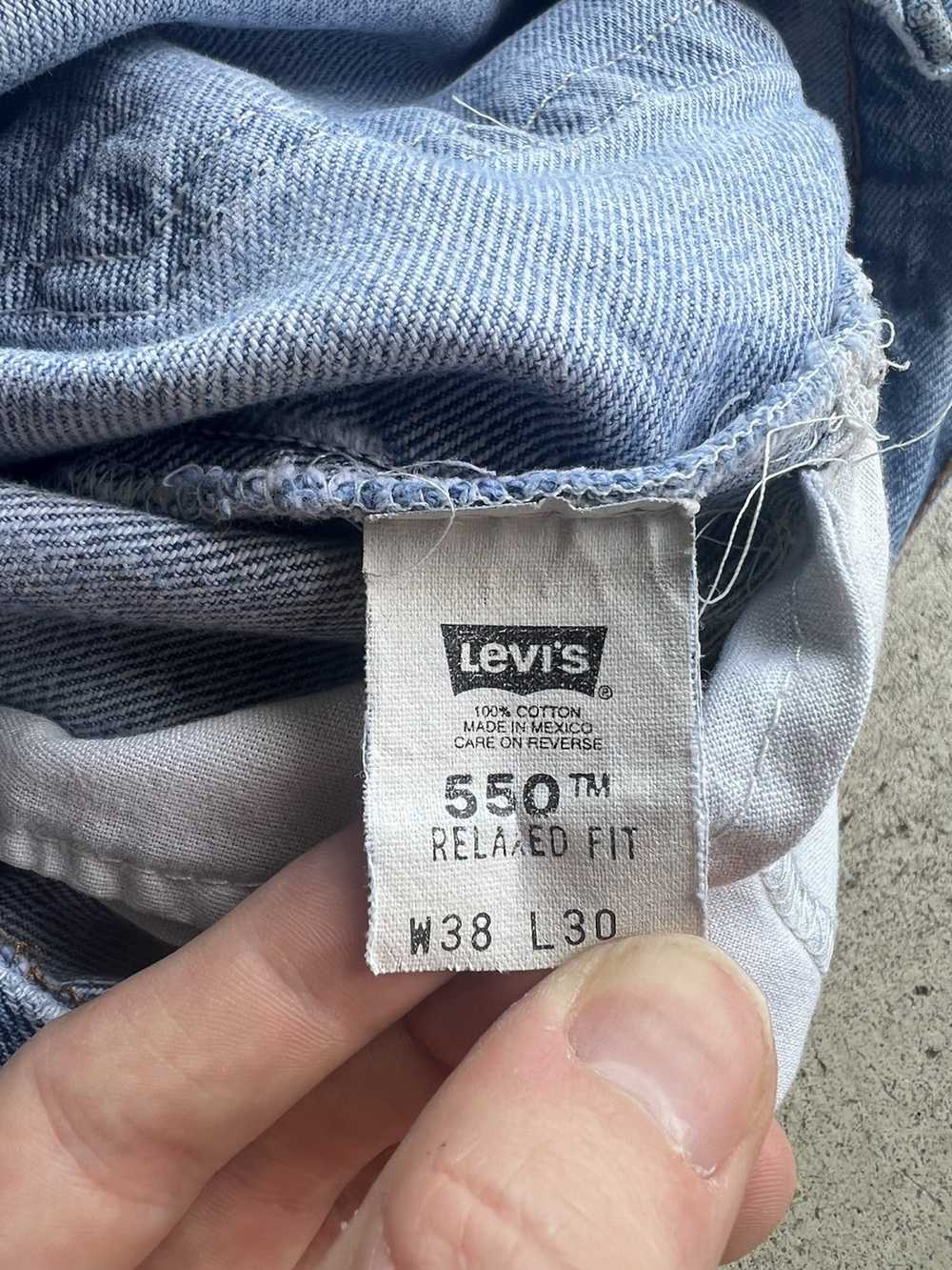 Levi's × Streetwear × Vintage 90s Levi’s 550 Deni… - image 6
