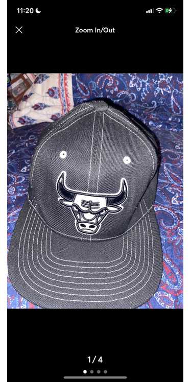 Mitchell & Ness x NBA “Chicago Bulls” Elephant print Retro cap