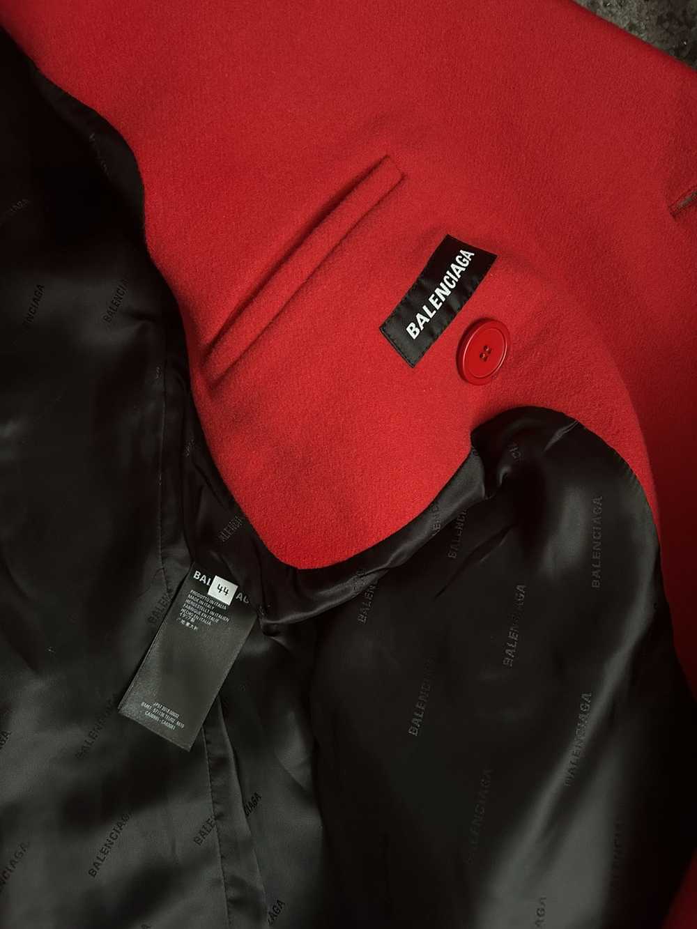 Balenciaga SS19 Boxy Shoulder Coat in Red - image 4