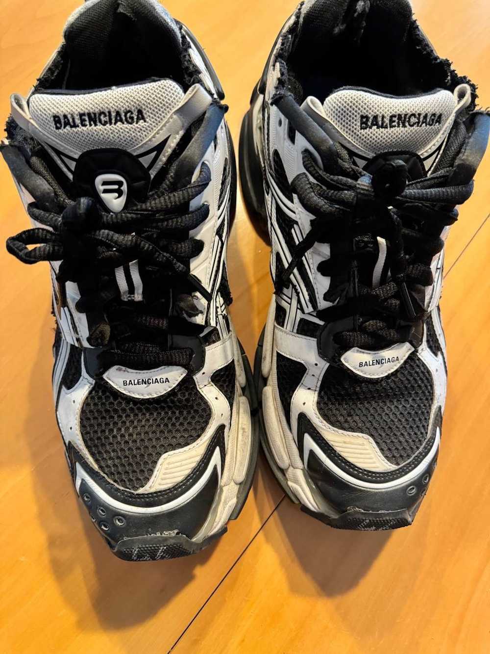 Balenciaga Balenciaga Runner Sneaker Black White … - image 2