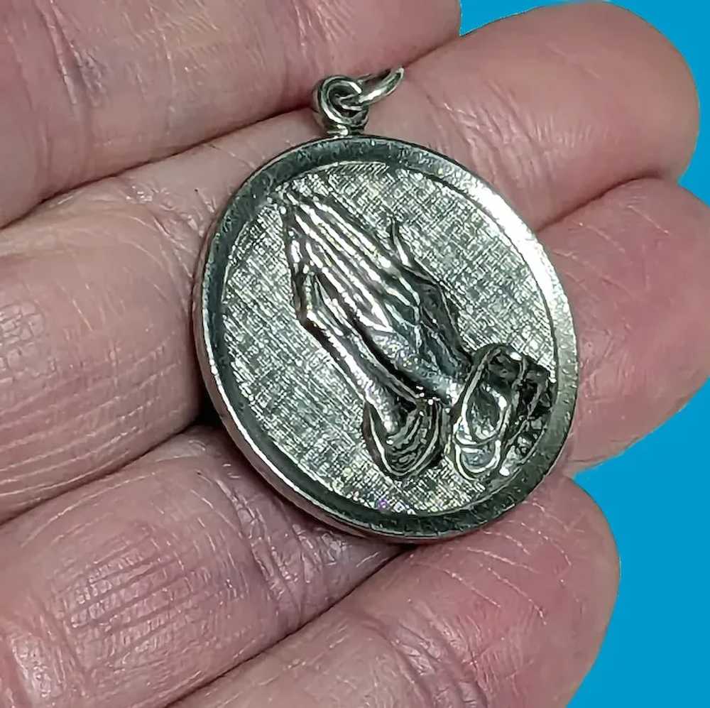 Sterling Silver PRAYING HANDS Religious Medal Ser… - image 3