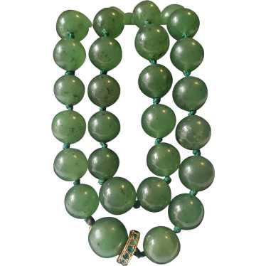 Beautiful 14k Gold Emerald Jade Bead Vintage Neck… - image 1