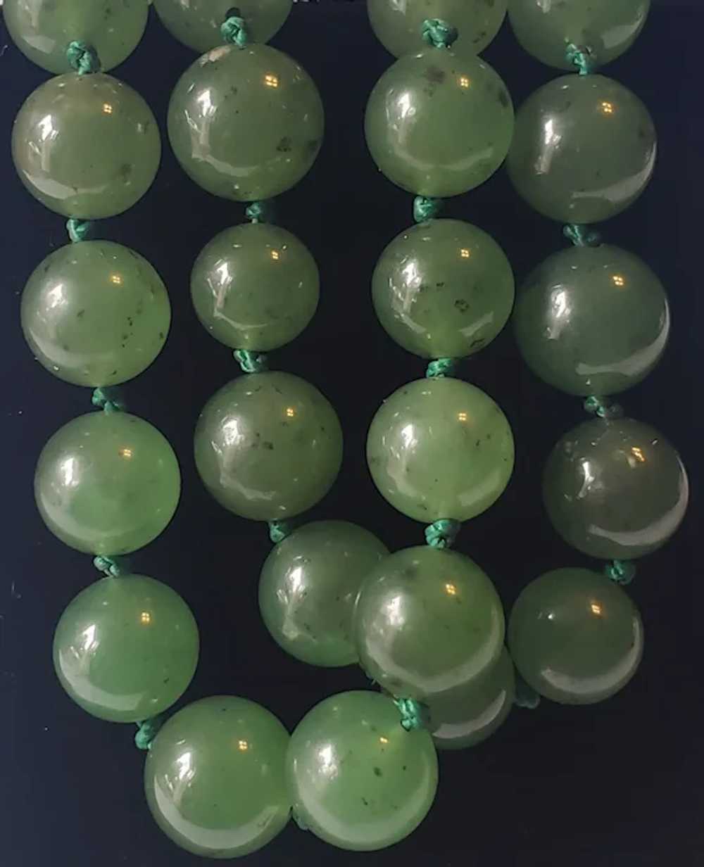 Beautiful 14k Gold Emerald Jade Bead Vintage Neck… - image 3