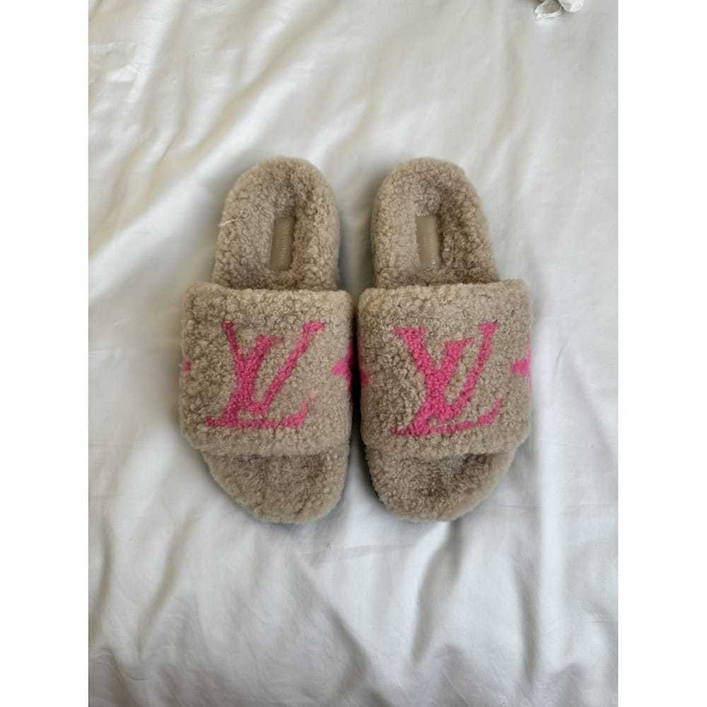 Louis Vuitton Faux fur flats - image 3