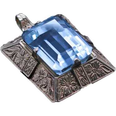 Art Deco Retro Pendant 18k Gold 26.93ct Aquamarine