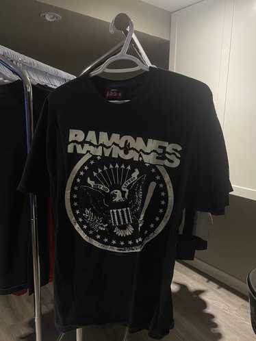 Vintage 2006 Ramones Band Tee - image 1