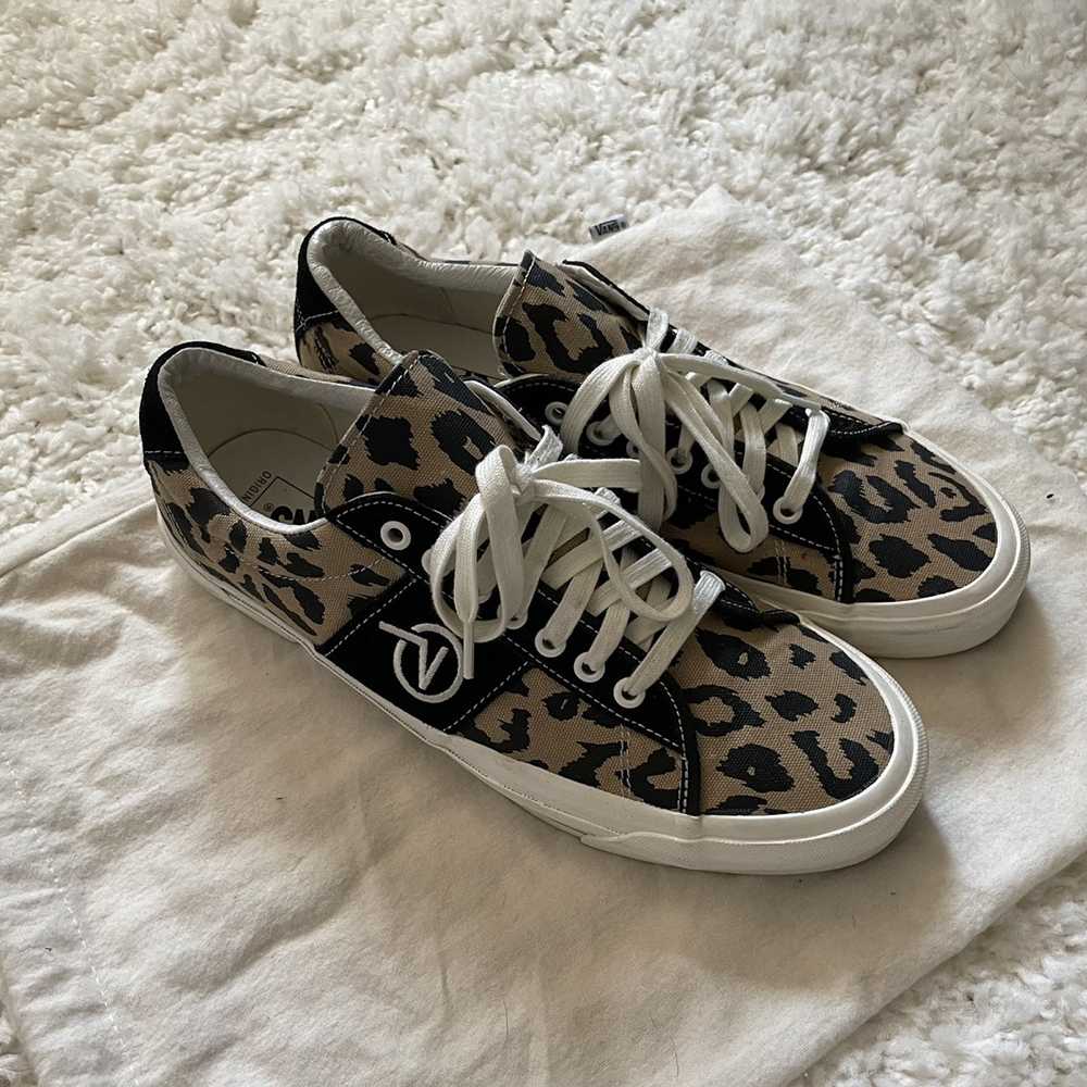 Syndicate × Vans Vans Vault OG Sid LX Leopard Ana… - image 2