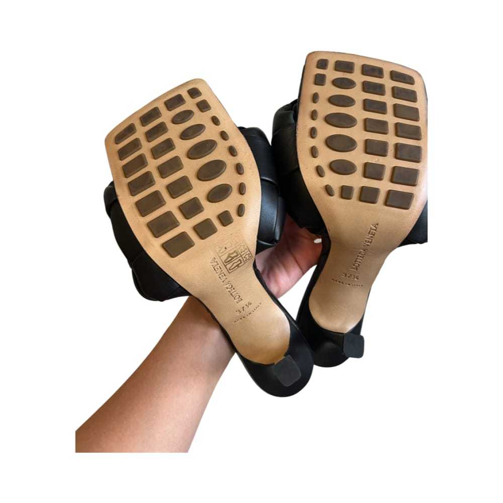 Bottega Veneta Lido leather sandal - image 7
