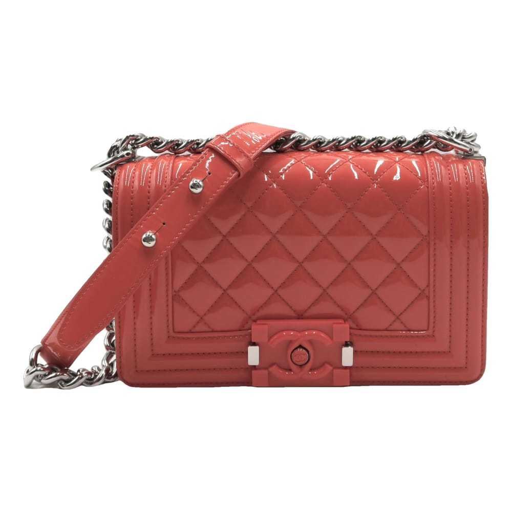 Chanel Boy patent leather crossbody bag - image 1
